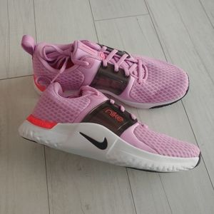 Nike NWOT Renew In-Season TR-10 Beyond Pink